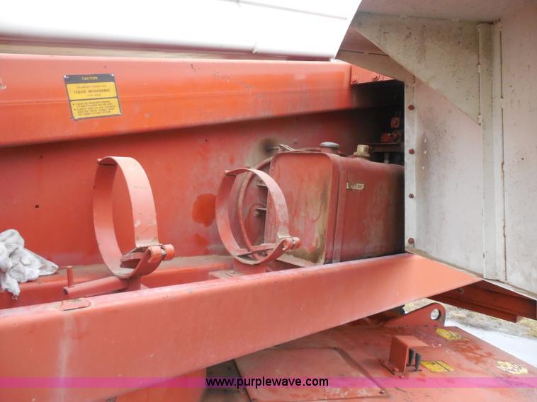 image for item I1263 1990 Snorkel TB-A80R boom lift