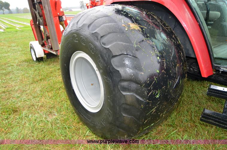 image for item A4957 2008 Case IH Farmall 95U MFWD tractor