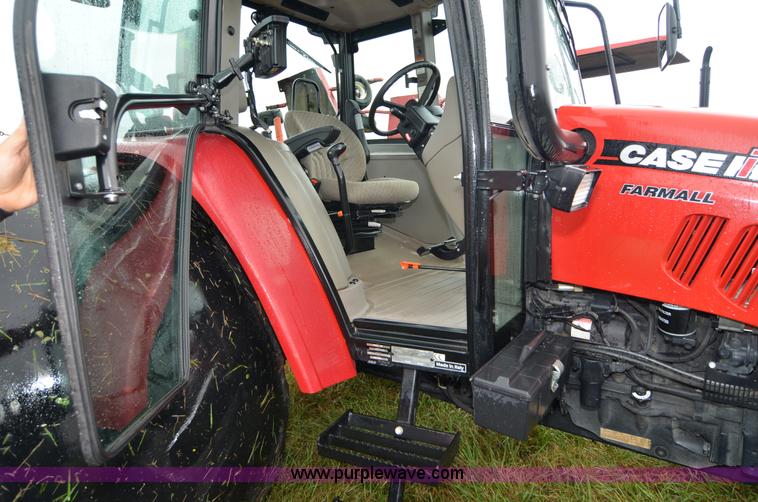 image for item A4957 2008 Case IH Farmall 95U MFWD tractor