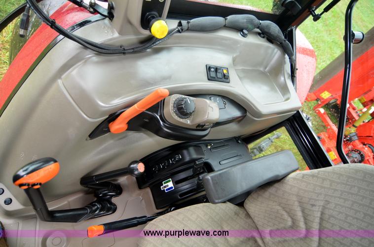 image for item A4957 2008 Case IH Farmall 95U MFWD tractor