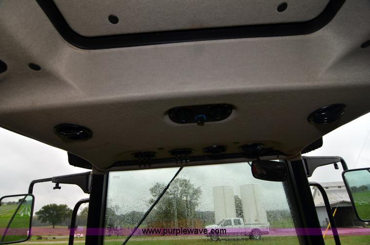 image for item A4957 2008 Case IH Farmall 95U MFWD tractor