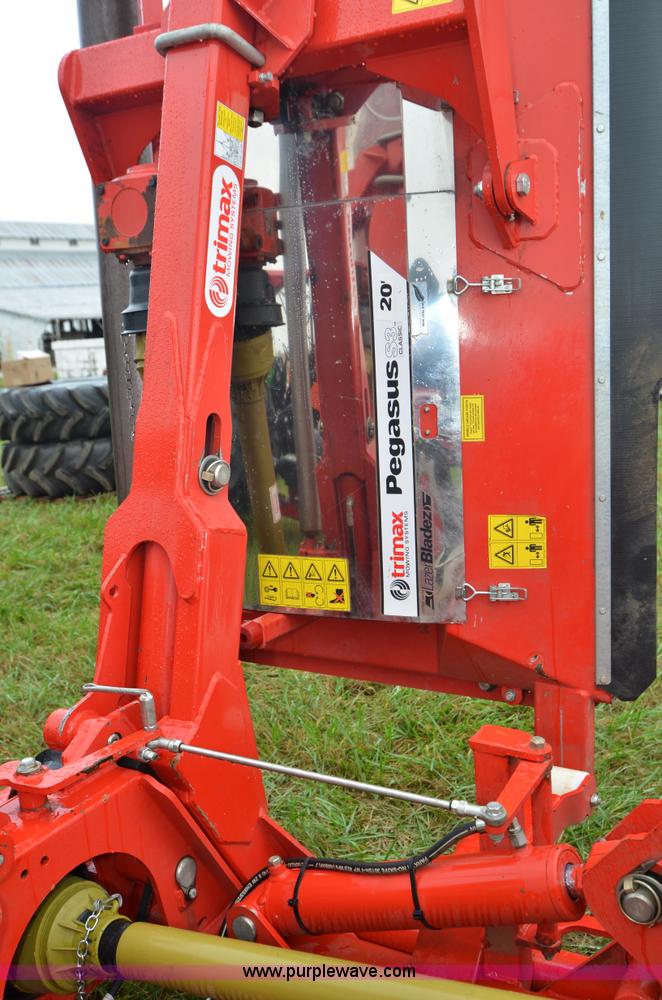 image for item A4958 2009 Trimax Pegasus S3 20' finish mower