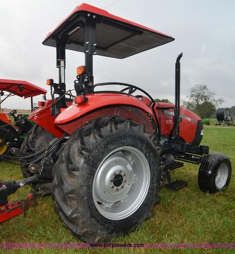 image for item A4959 2010 Case IH Farmall 80 tractor