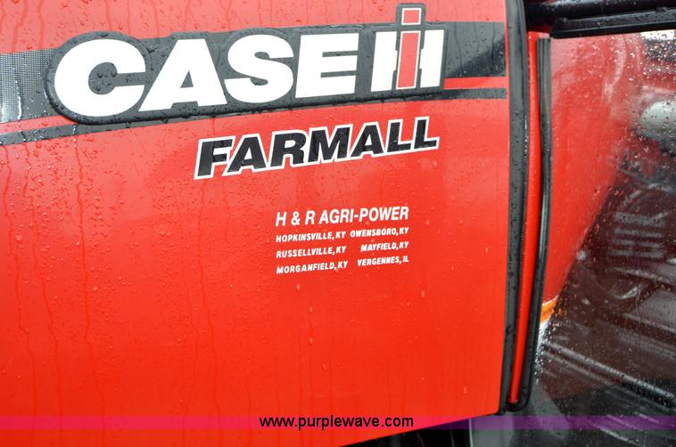 image for item A4959 2010 Case IH Farmall 80 tractor