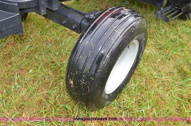 image for item A4959 2010 Case IH Farmall 80 tractor