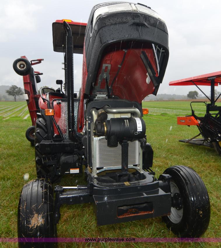 image for item A4959 2010 Case IH Farmall 80 tractor