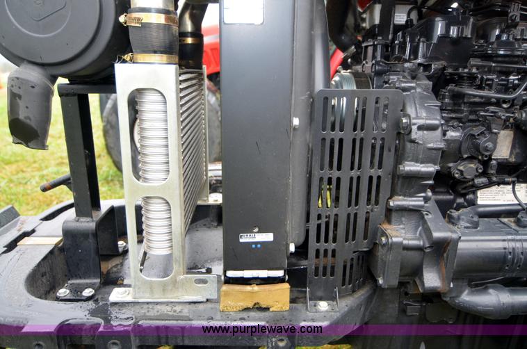 image for item A4959 2010 Case IH Farmall 80 tractor