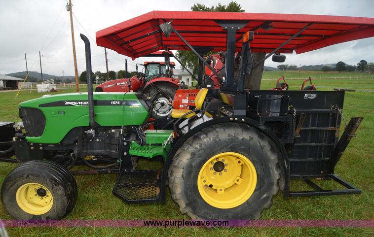 image for item A4961 2006 Brouwer 1576 sod harvester