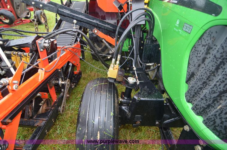 image for item A4961 2006 Brouwer 1576 sod harvester