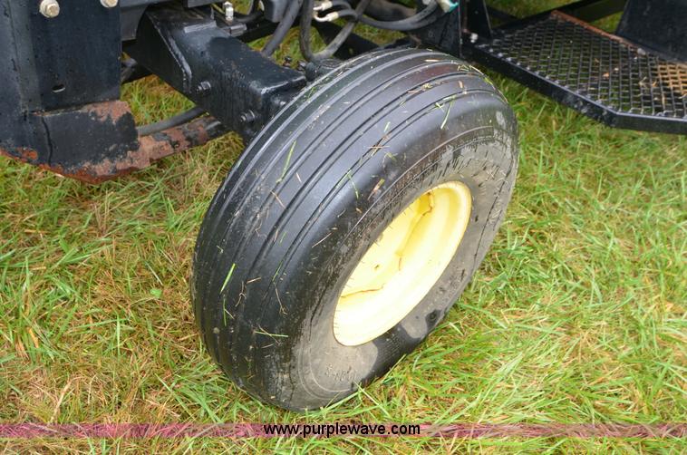 image for item A4961 2006 Brouwer 1576 sod harvester