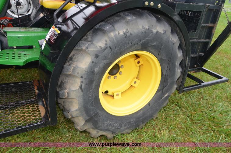 image for item A4961 2006 Brouwer 1576 sod harvester