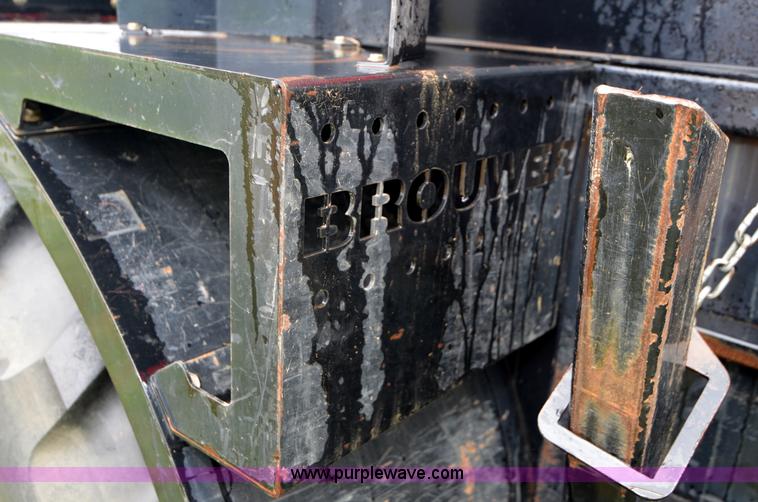 image for item A4961 2006 Brouwer 1576 sod harvester