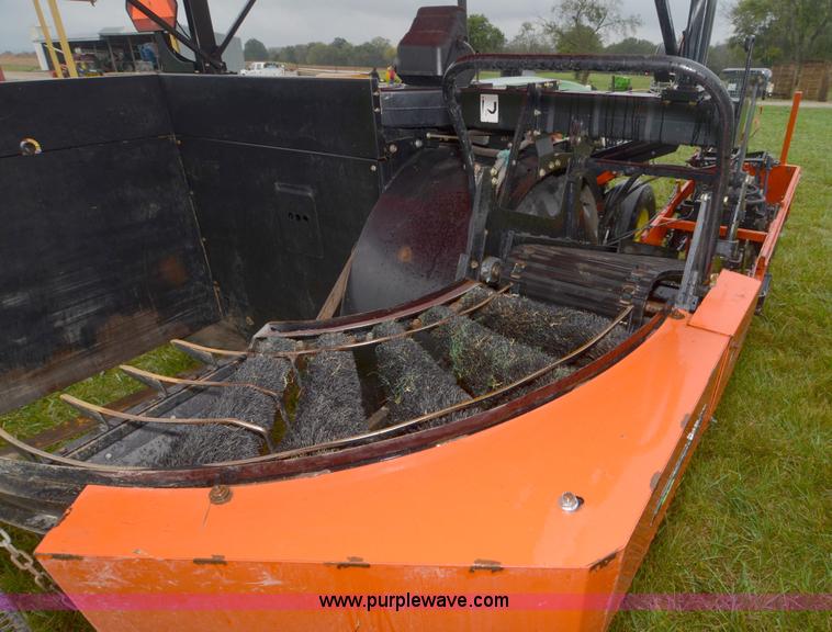 image for item A4961 2006 Brouwer 1576 sod harvester