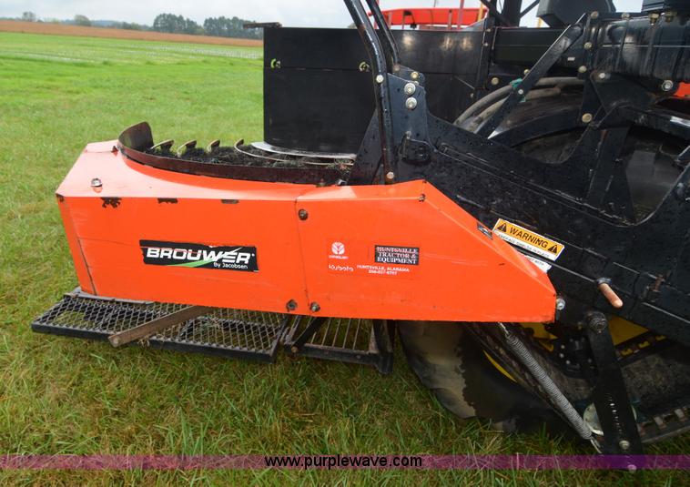 image for item A4961 2006 Brouwer 1576 sod harvester