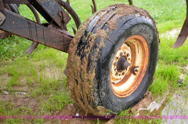 image for item A4968 Ford disk chisel