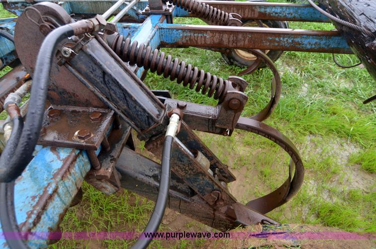 image for item A4968 Ford disk chisel