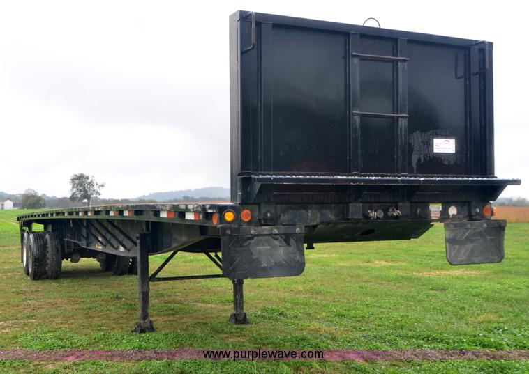 image for item A4976 2006 Lufkin FL-II 46' flatbed trailer
