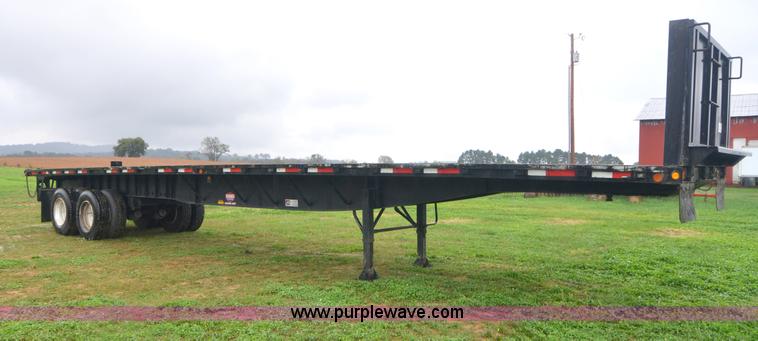 image for item A4976 2006 Lufkin FL-II 46' flatbed trailer