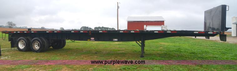 image for item A4976 2006 Lufkin FL-II 46' flatbed trailer