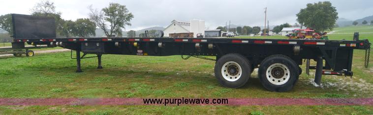 image for item A4976 2006 Lufkin FL-II 46' flatbed trailer