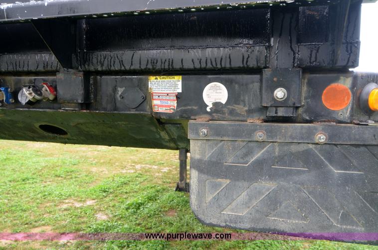 image for item A4976 2006 Lufkin FL-II 46' flatbed trailer