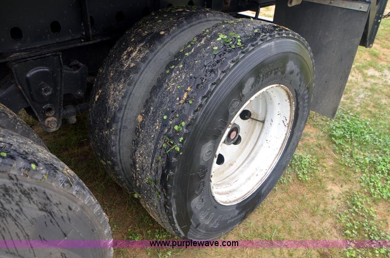 image for item A4976 2006 Lufkin FL-II 46' flatbed trailer