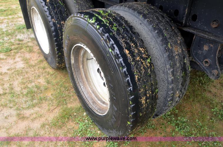 image for item A4976 2006 Lufkin FL-II 46' flatbed trailer