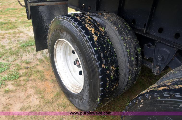 image for item A4976 2006 Lufkin FL-II 46' flatbed trailer