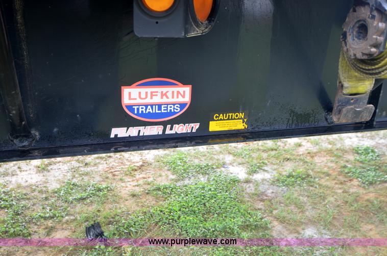 image for item A4976 2006 Lufkin FL-II 46' flatbed trailer