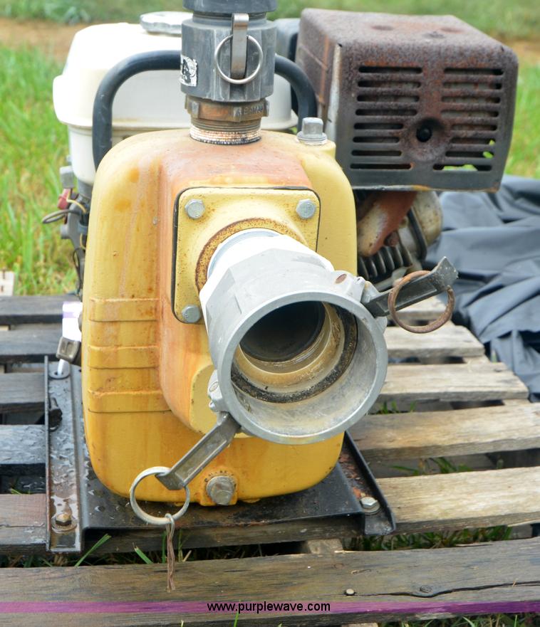 image for item A4987 Honda GX270 9 HP water pump