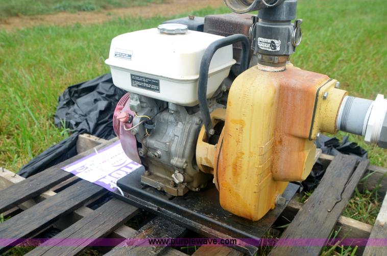 image for item A4987 Honda GX270 9 HP water pump