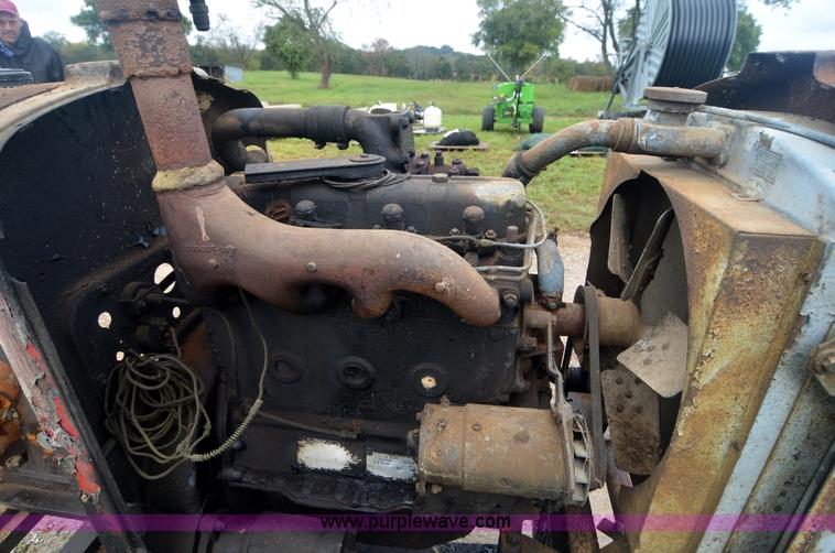 image for item A4989 Portable water pump