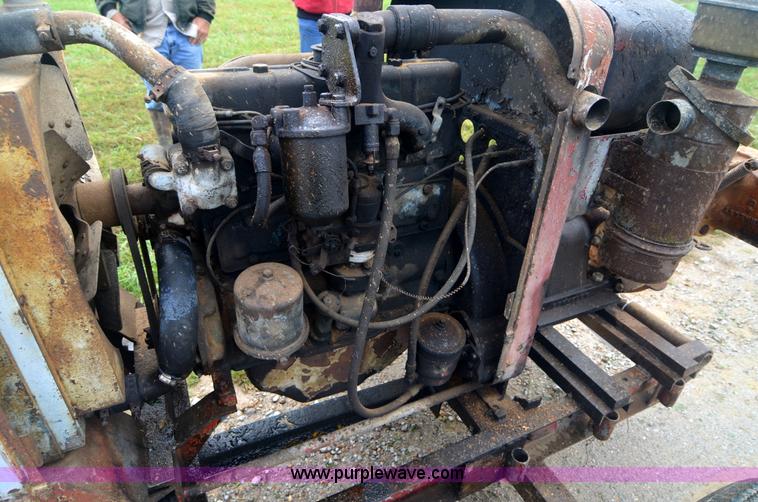 image for item A4989 Portable water pump