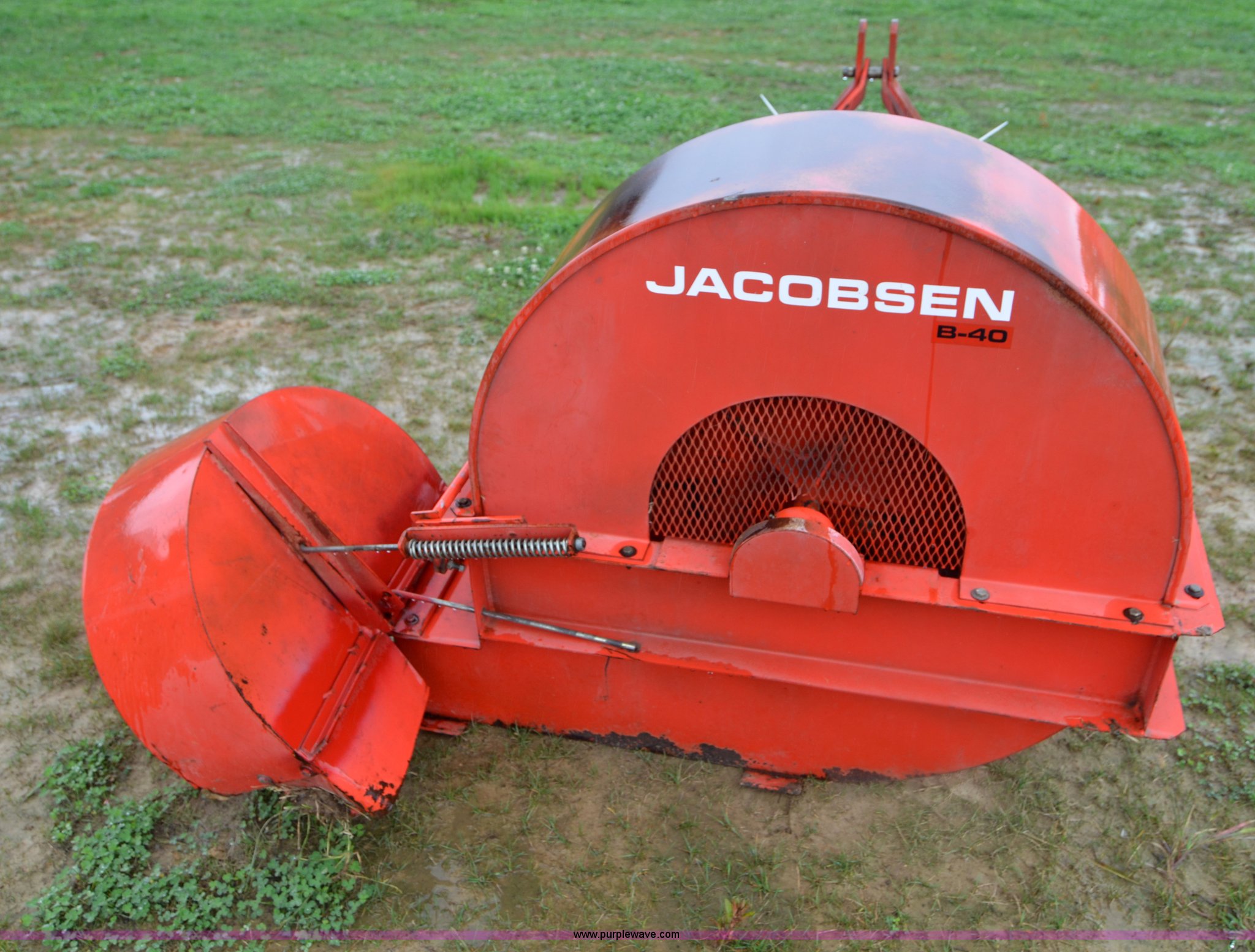 Jacobsen B40 debris blower in Riddleton, TN Item A4973 sold Purple Wave