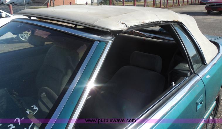 image for item I1272 1994 Chrysler Lebaron