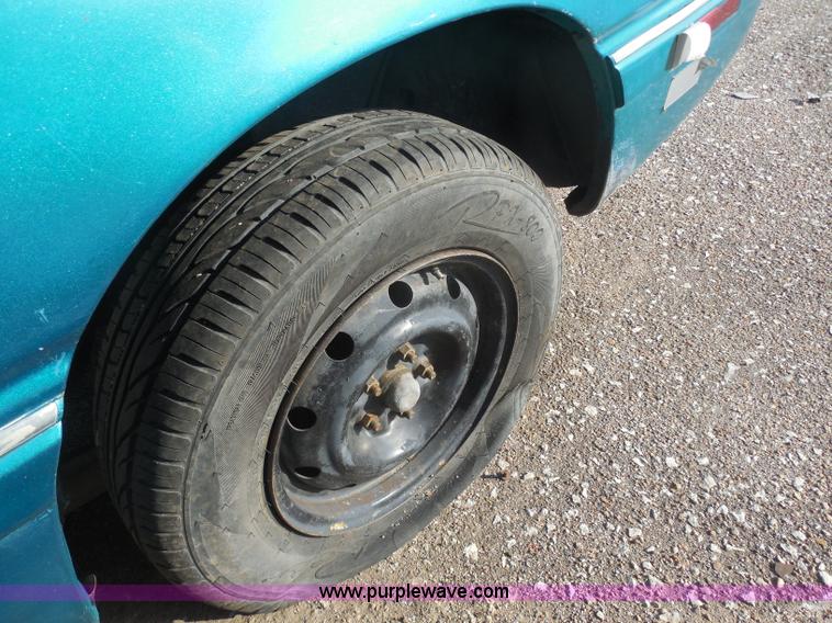 image for item I1272 1994 Chrysler Lebaron