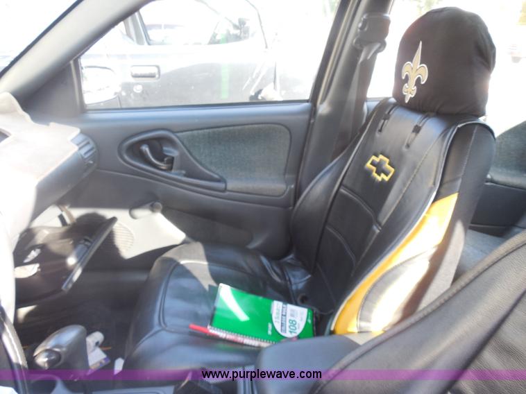 image for item I1273 2004 Chevrolet Cavalier