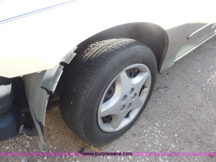 image for item I1273 2004 Chevrolet Cavalier