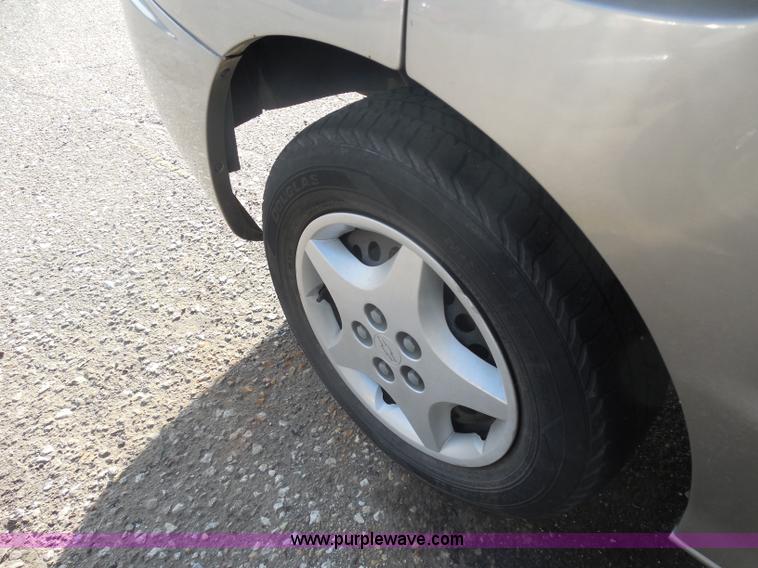 image for item I1273 2004 Chevrolet Cavalier