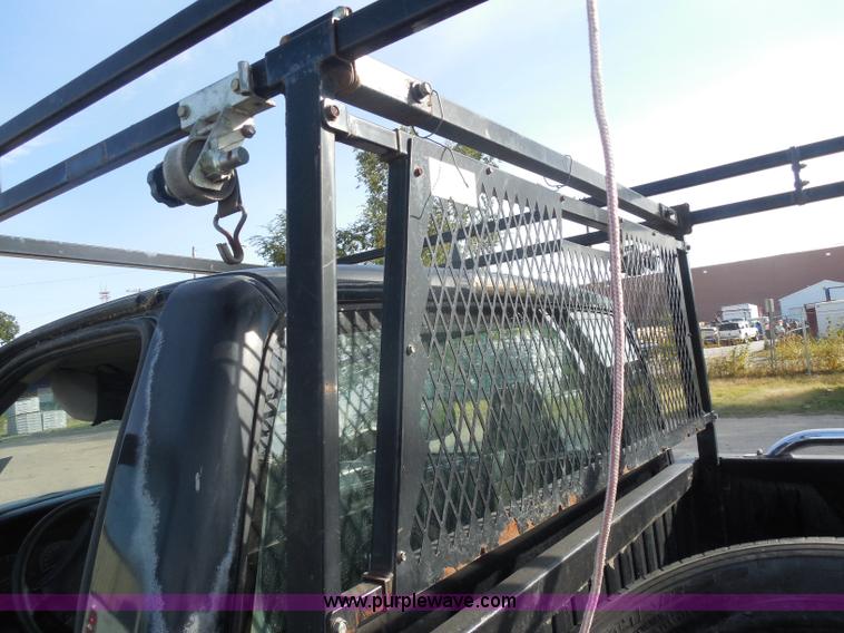 image for item I1274 2000 Dodge Ram 1500 pickup truck