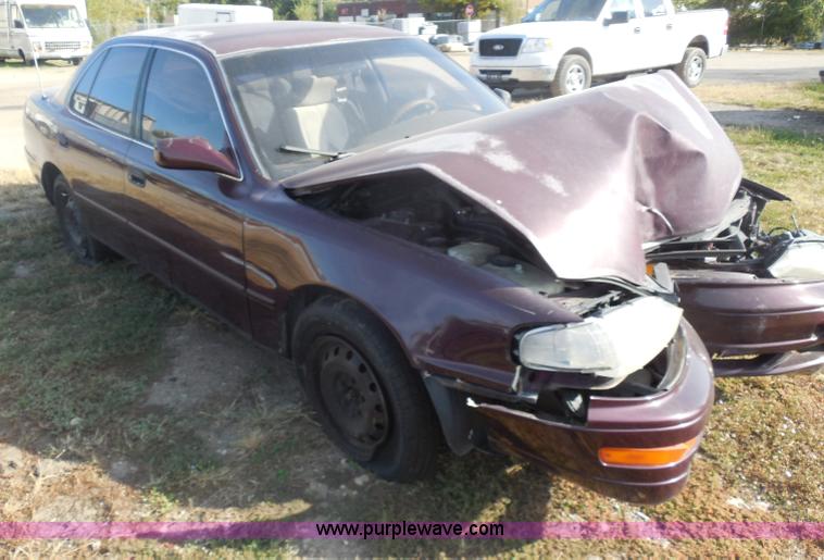 image for item I1275 1993 Toyota Camry