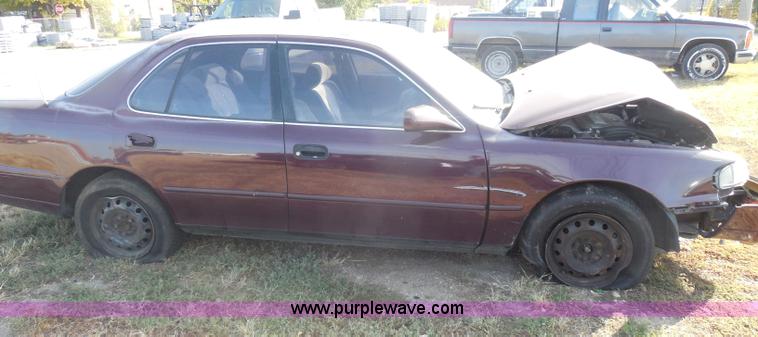 image for item I1275 1993 Toyota Camry