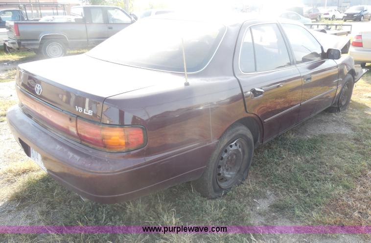 image for item I1275 1993 Toyota Camry
