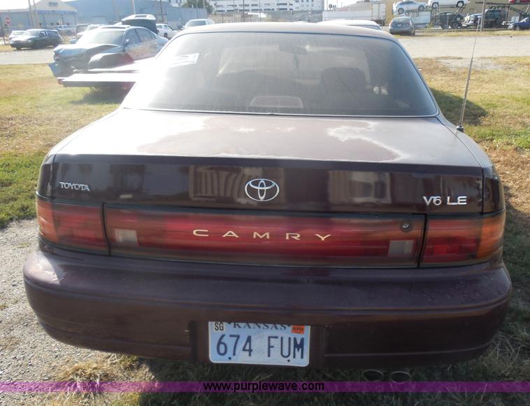 image for item I1275 1993 Toyota Camry