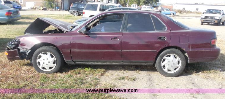 image for item I1275 1993 Toyota Camry