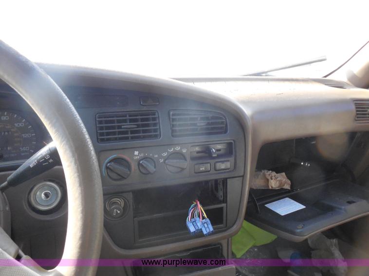 image for item I1275 1993 Toyota Camry