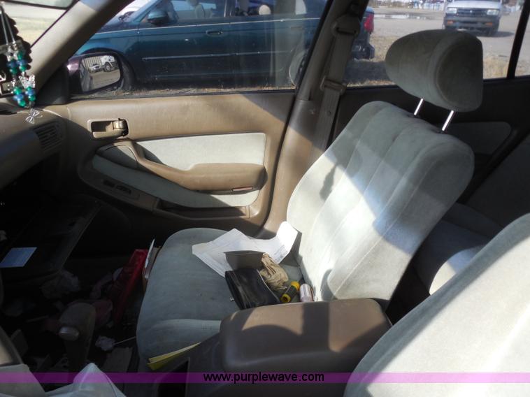 image for item I1275 1993 Toyota Camry