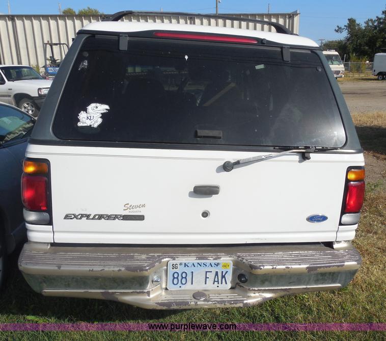 image for item I1276 1997 Ford Explorer SUV