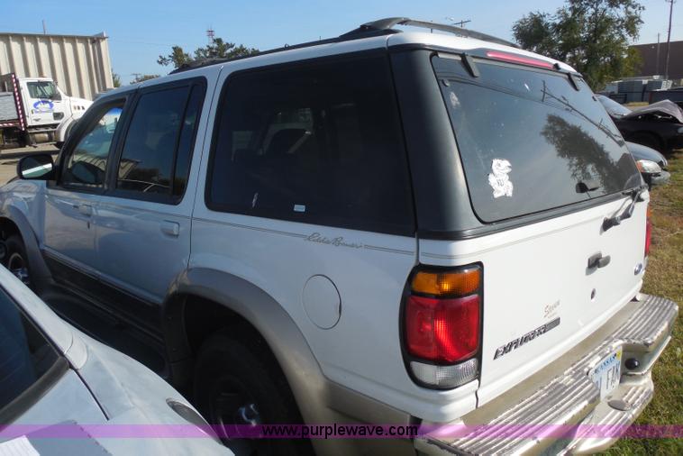 image for item I1276 1997 Ford Explorer SUV