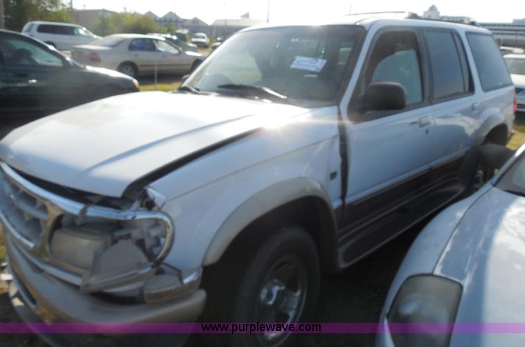 image for item I1276 1997 Ford Explorer SUV